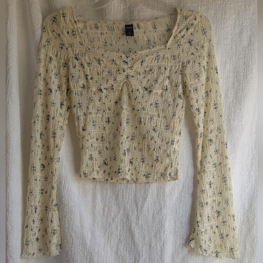 Women's textured long sleeve top